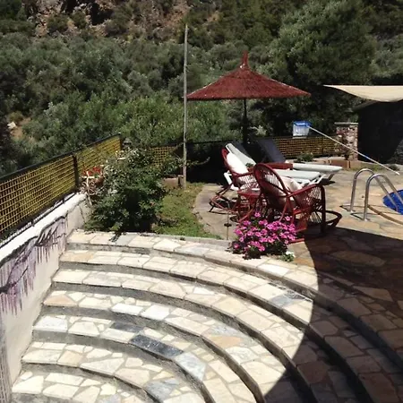 Nesrin Hanim'in Evi 호텔 무글라
